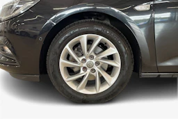 musta Opel Astra 2018 kuva 9.