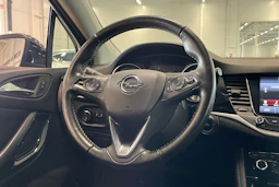 musta Opel Astra 2018 kuva 12.