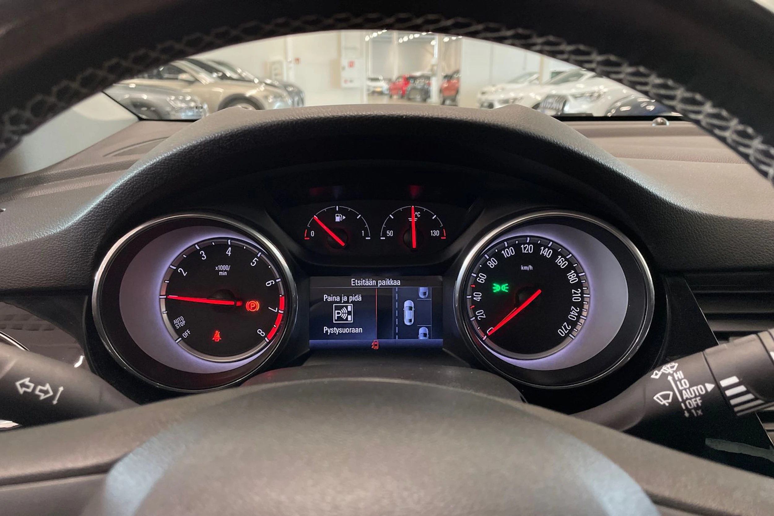 musta Opel Astra 2018 kuva 15.