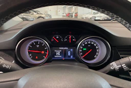 musta Opel Astra 2018 kuva 15.
