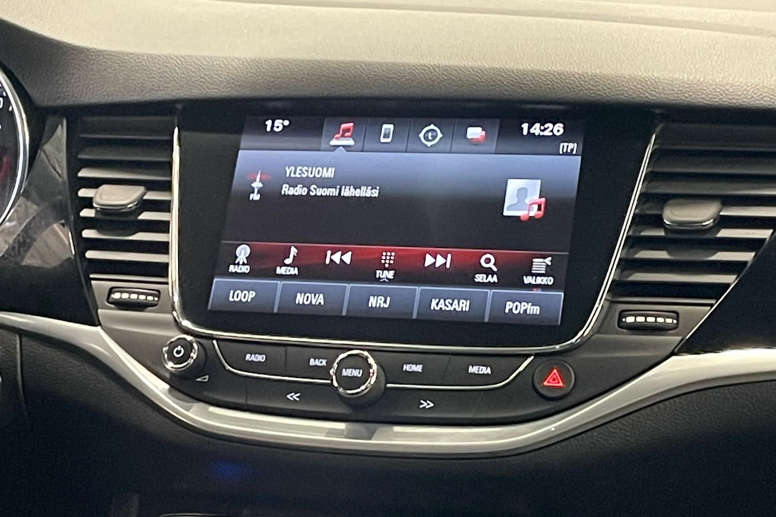 musta Opel Astra 2018 kuva 20.