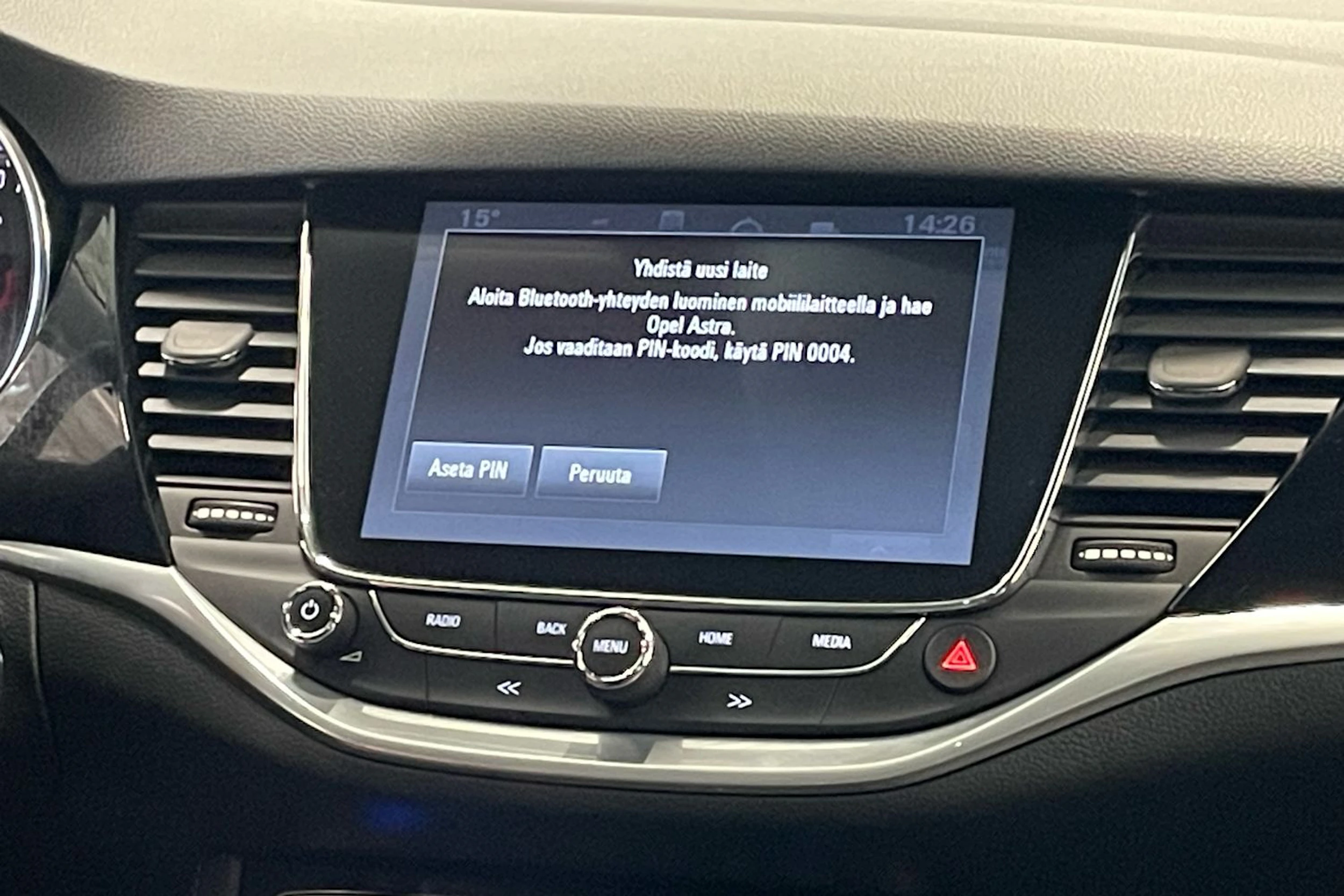 musta Opel Astra 2018 kuva 21.