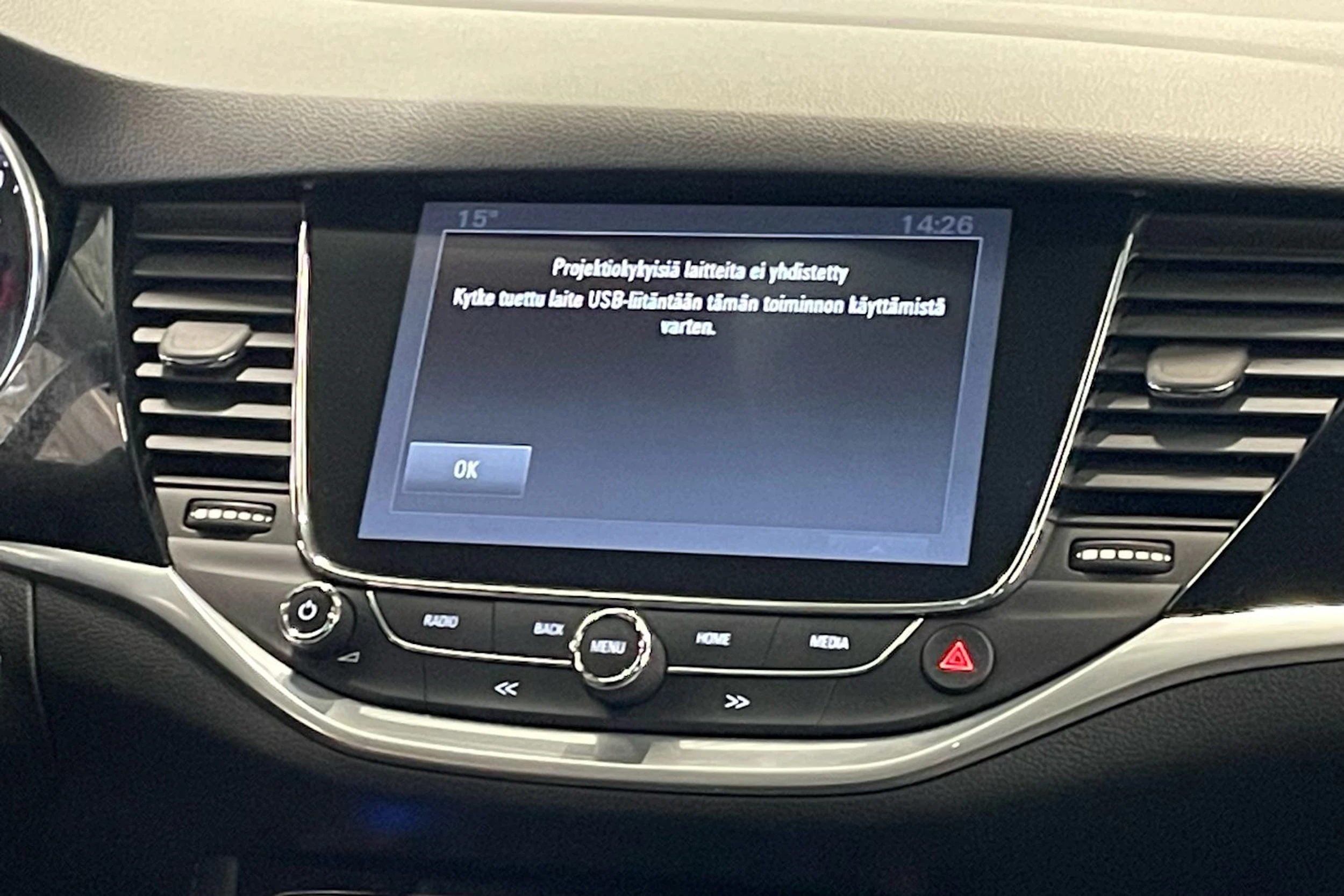 musta Opel Astra 2018 kuva 23.
