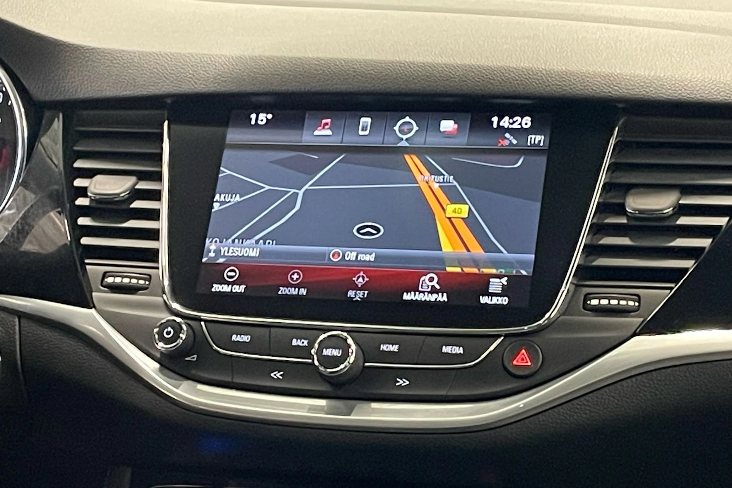 musta Opel Astra 2018 kuva 24.