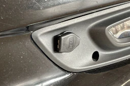 musta Opel Astra 2018 kuva 28.