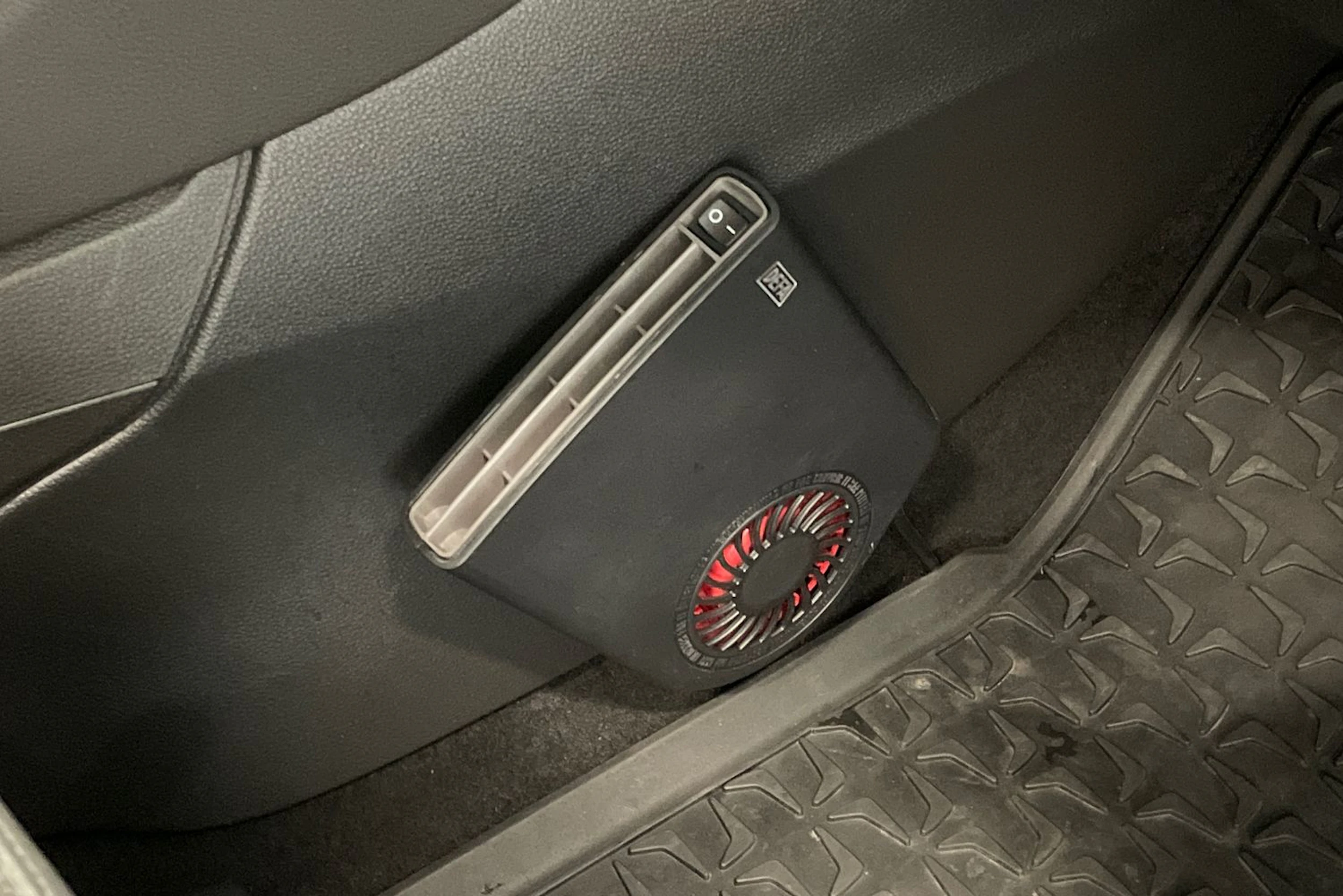 musta Opel Astra 2018 kuva 29.