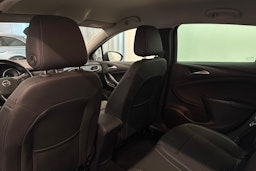 harmaa Opel Astra 2019 kuva 14.