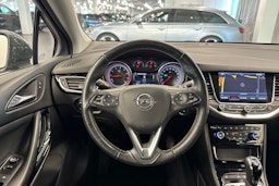 harmaa Opel Astra 2019 kuva 17.