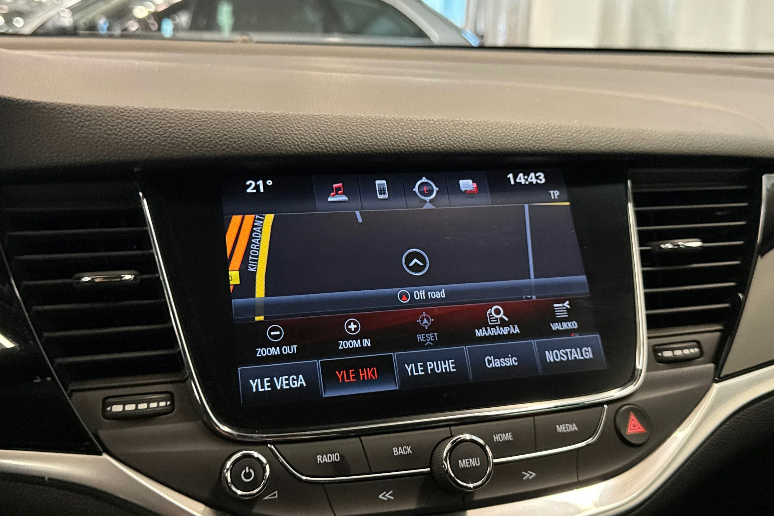 harmaa Opel Astra 2019 kuva 30.