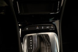 harmaa Opel Astra 2019 kuva 32.