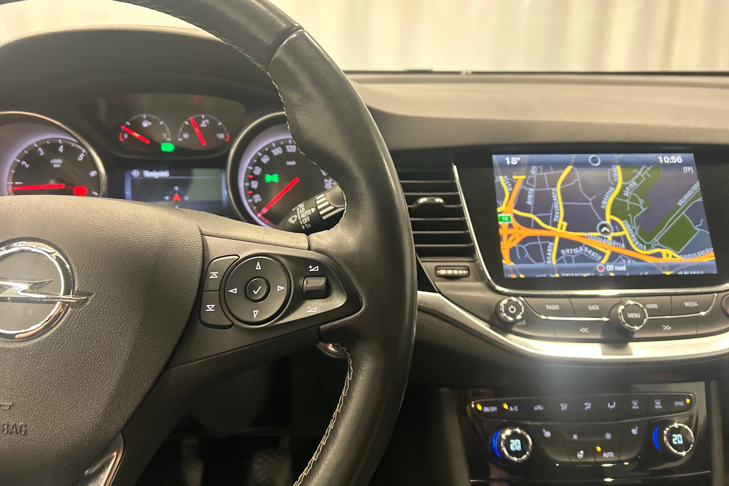 Hopea Opel ASTRA 2019 kuva 16.