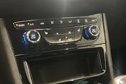 Hopea Opel ASTRA 2019 kuva 21.