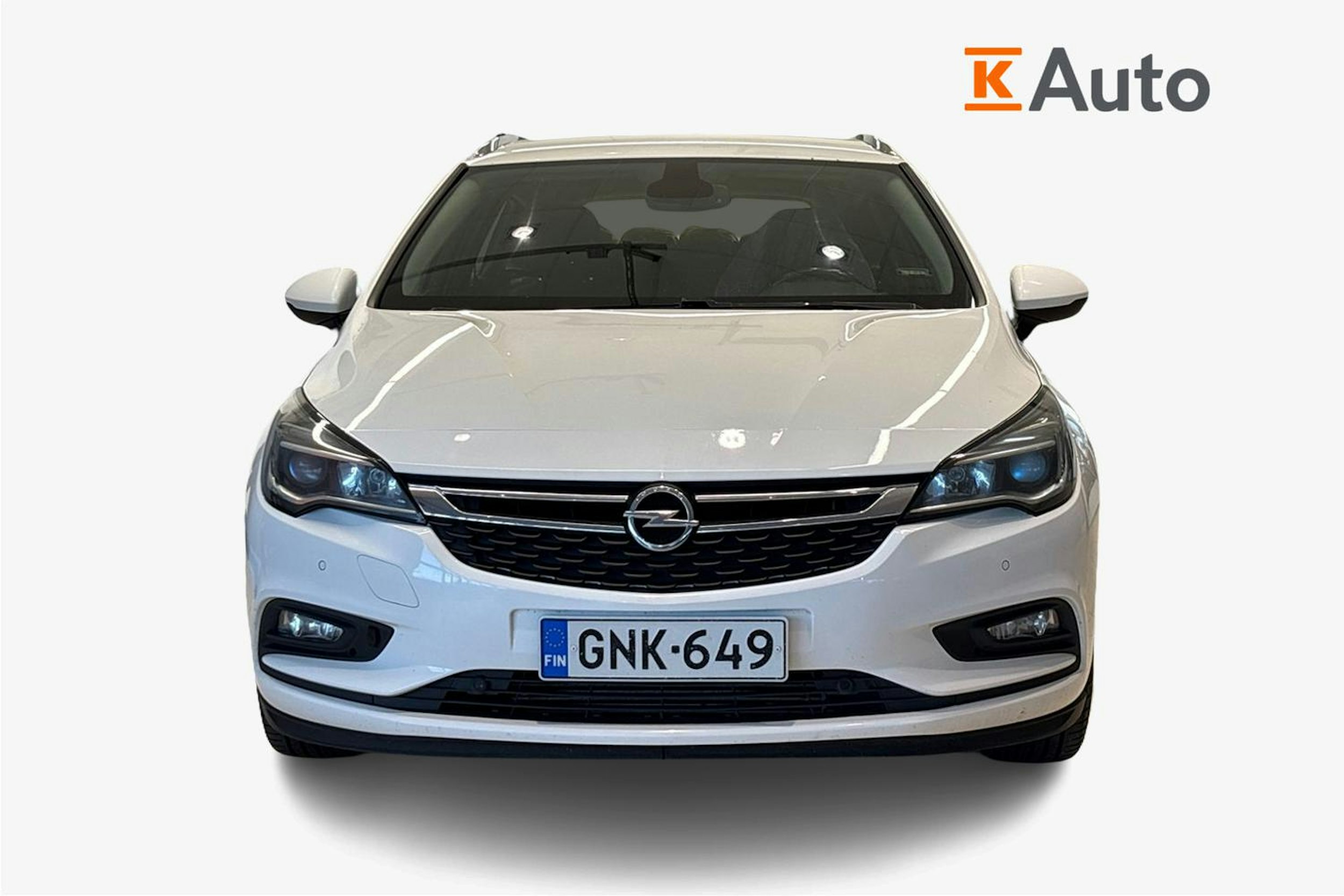 Valkoinen Opel ASTRA 2019 kuva 5.