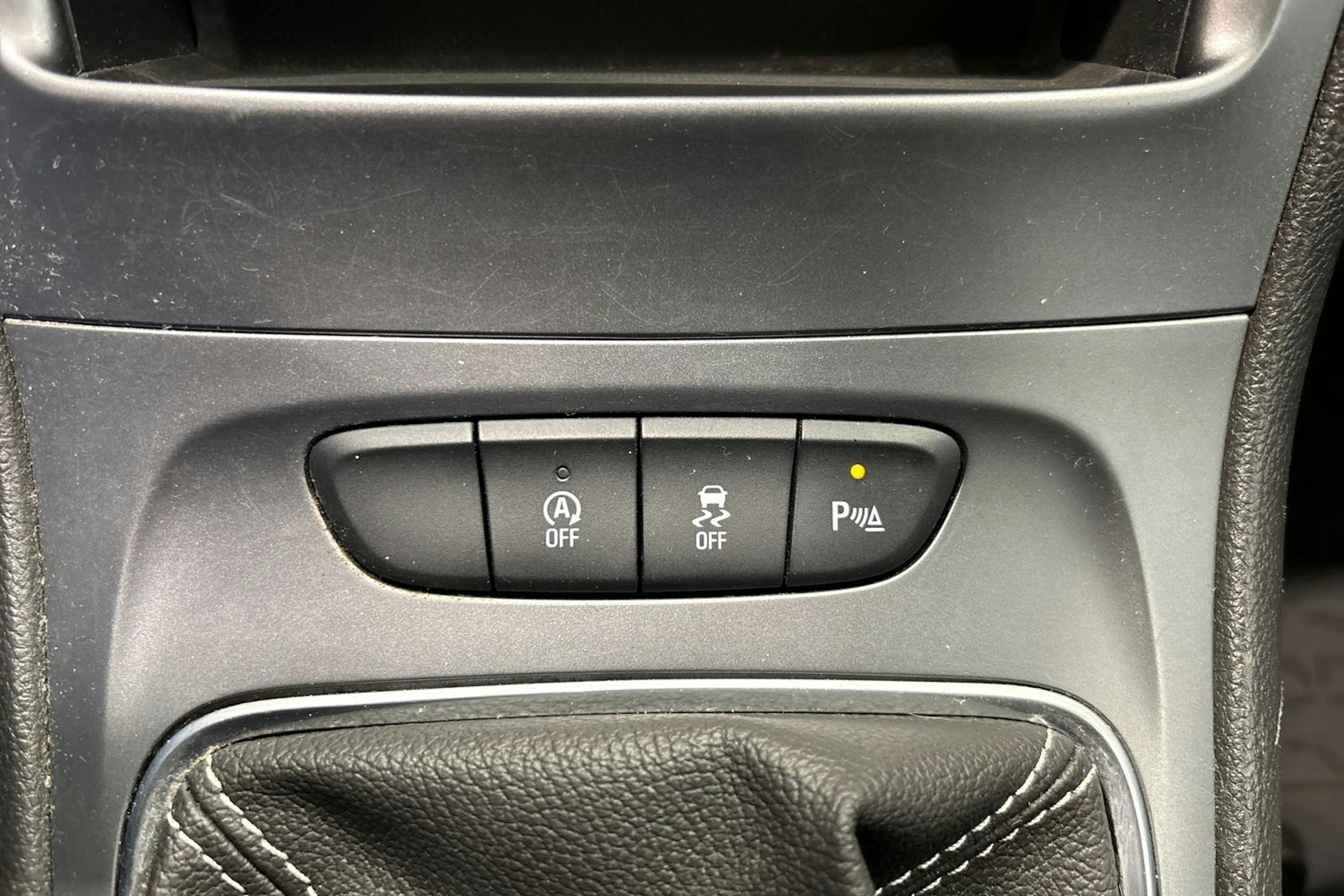 Valkoinen Opel ASTRA 2019 kuva 25.