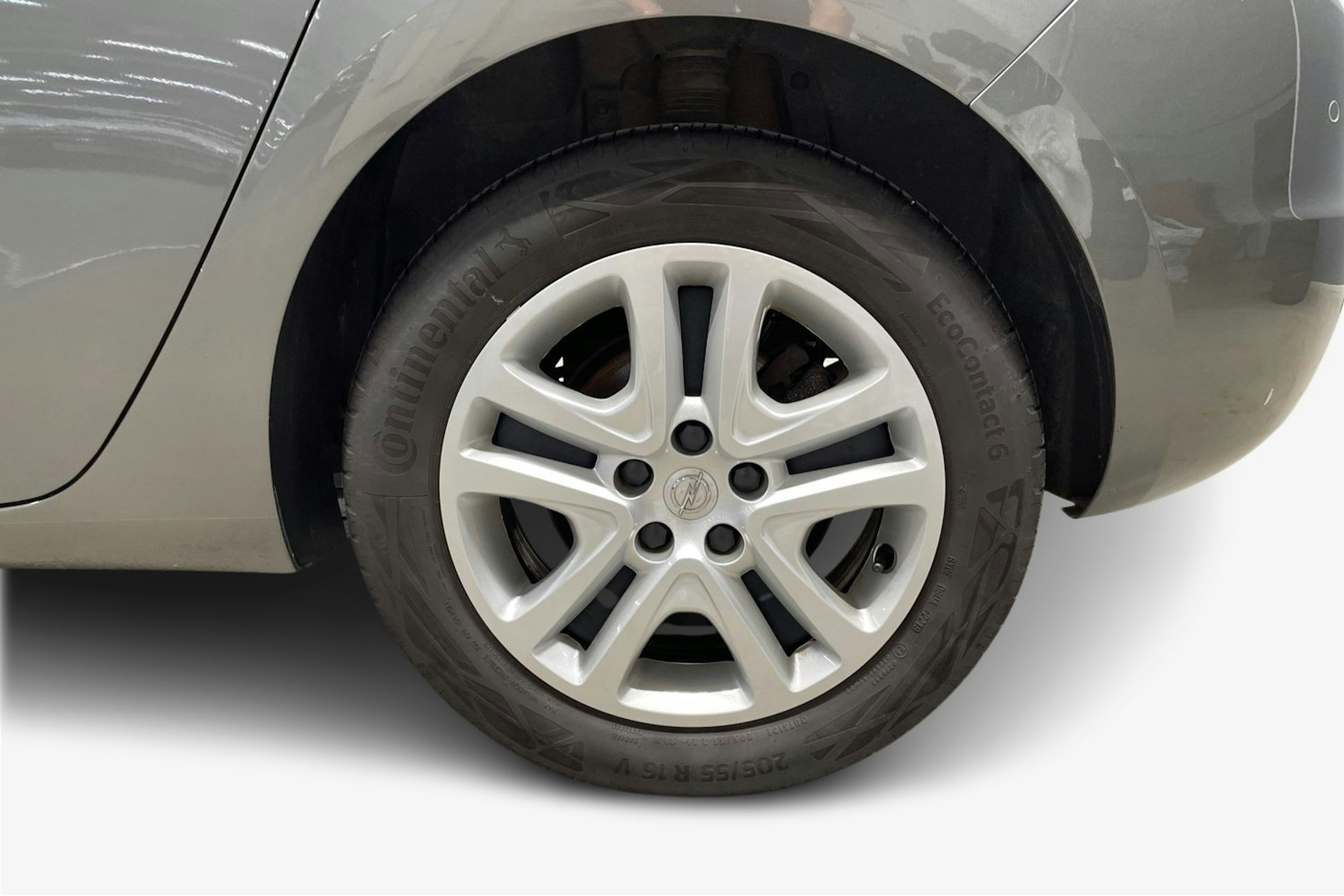 harmaa Opel Astra 2019 kuva 11.