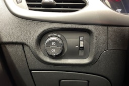 harmaa Opel Astra 2019 kuva 20.