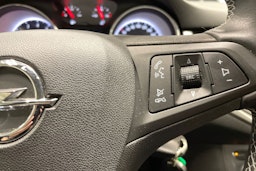 harmaa Opel Astra 2019 kuva 23.