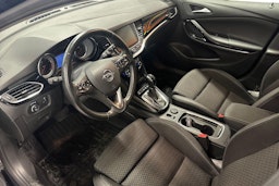 sininen Opel Astra 2019 kuva 3.