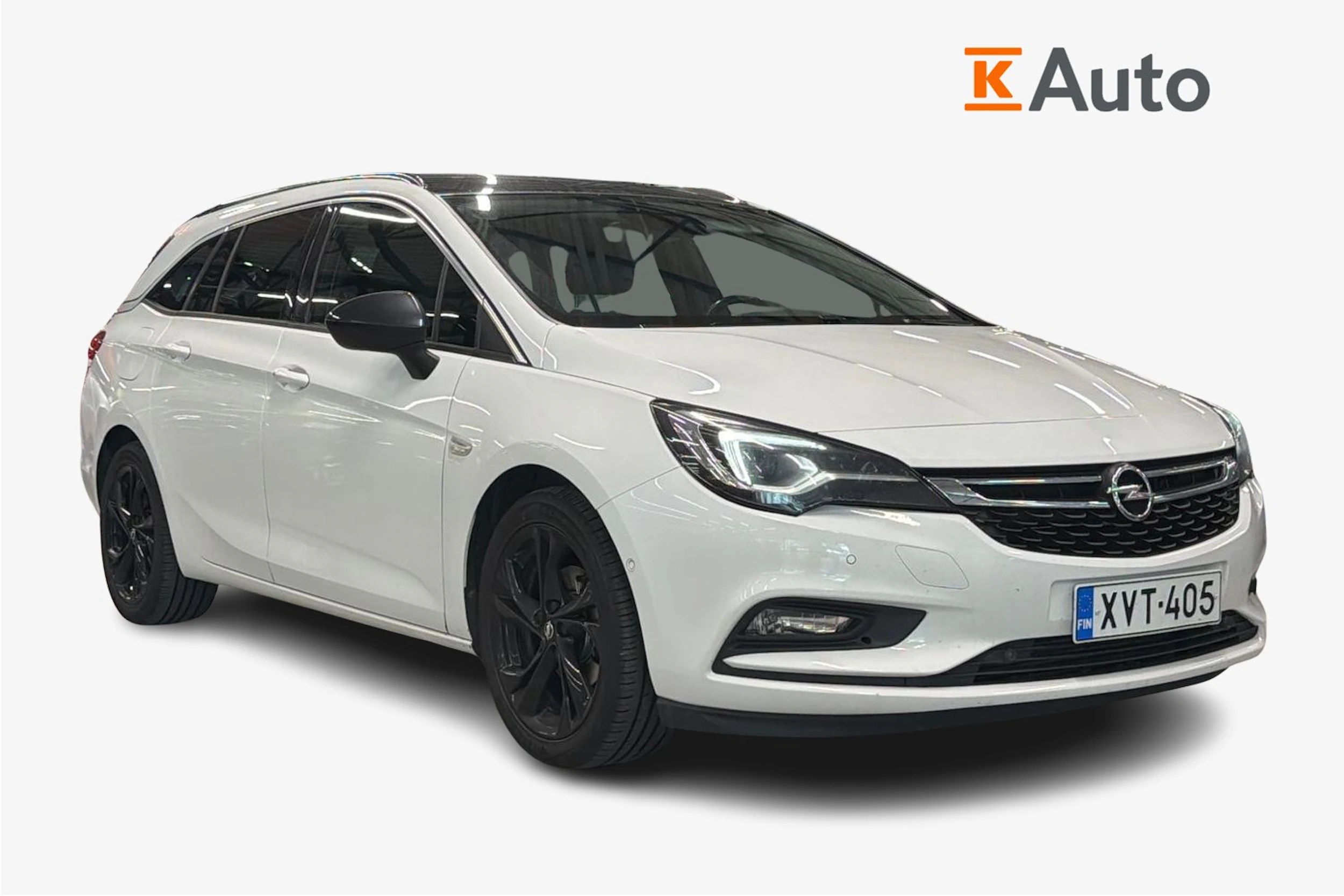 valkoinen Opel Astra 2019 kuva 1.