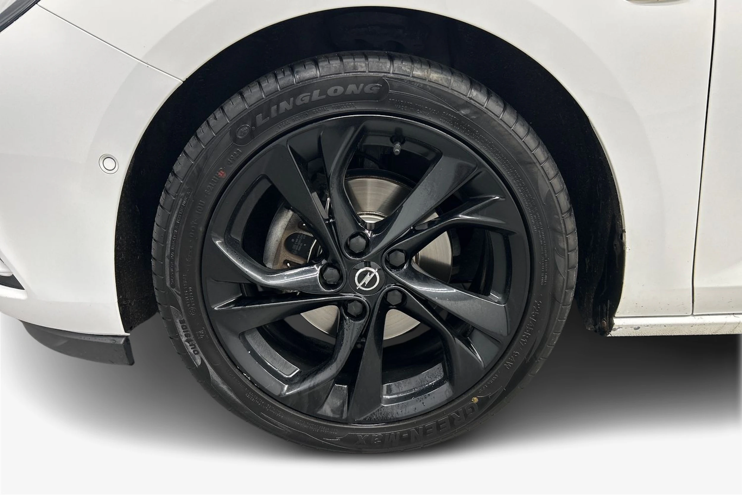 valkoinen Opel Astra 2019 kuva 9.
