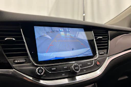 valkoinen Opel Astra 2019 kuva 23.
