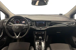 valkoinen Opel Astra 2019 kuva 7.