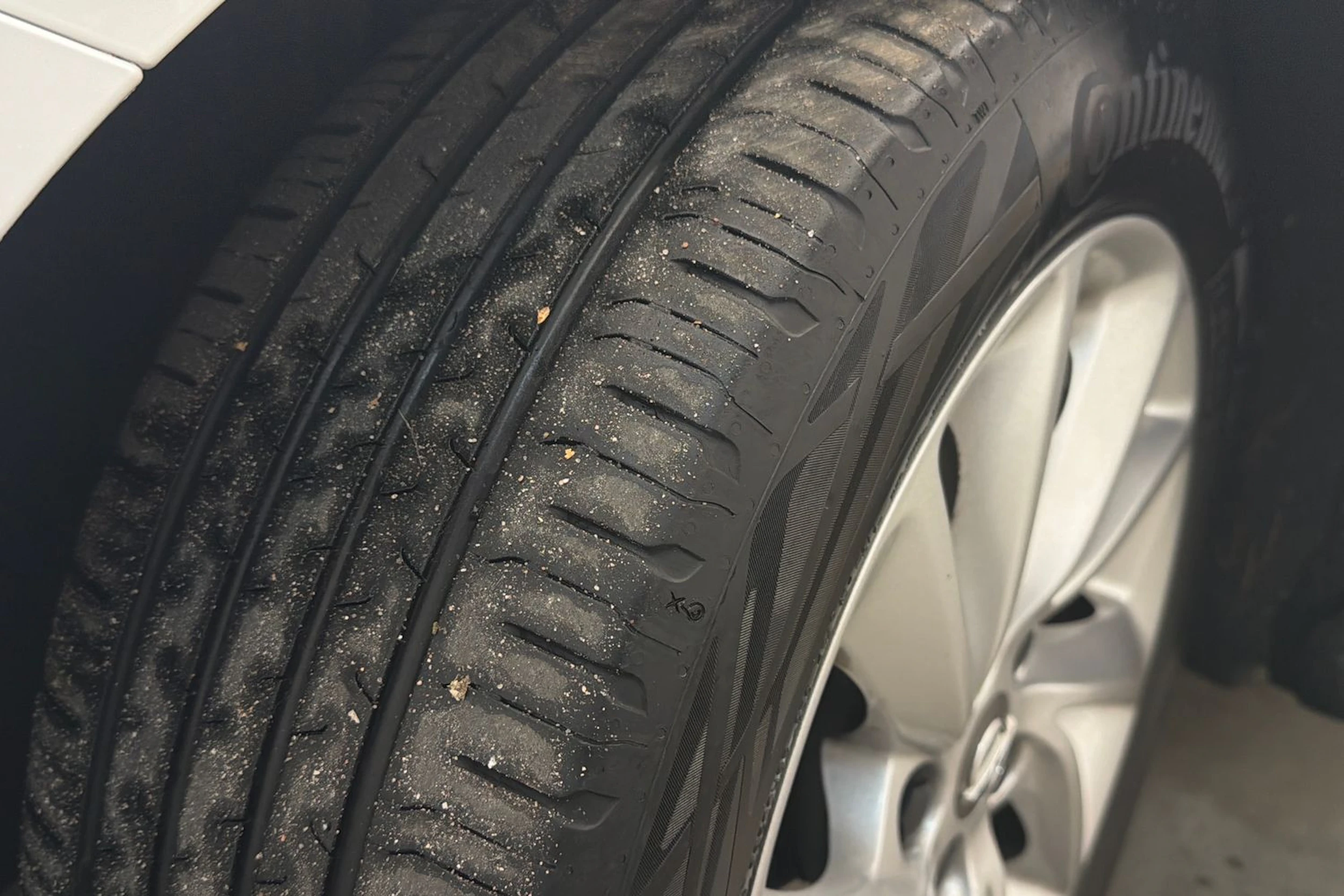 valkoinen Opel Astra 2019 kuva 10.