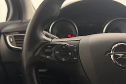 valkoinen Opel Astra 2019 kuva 21.