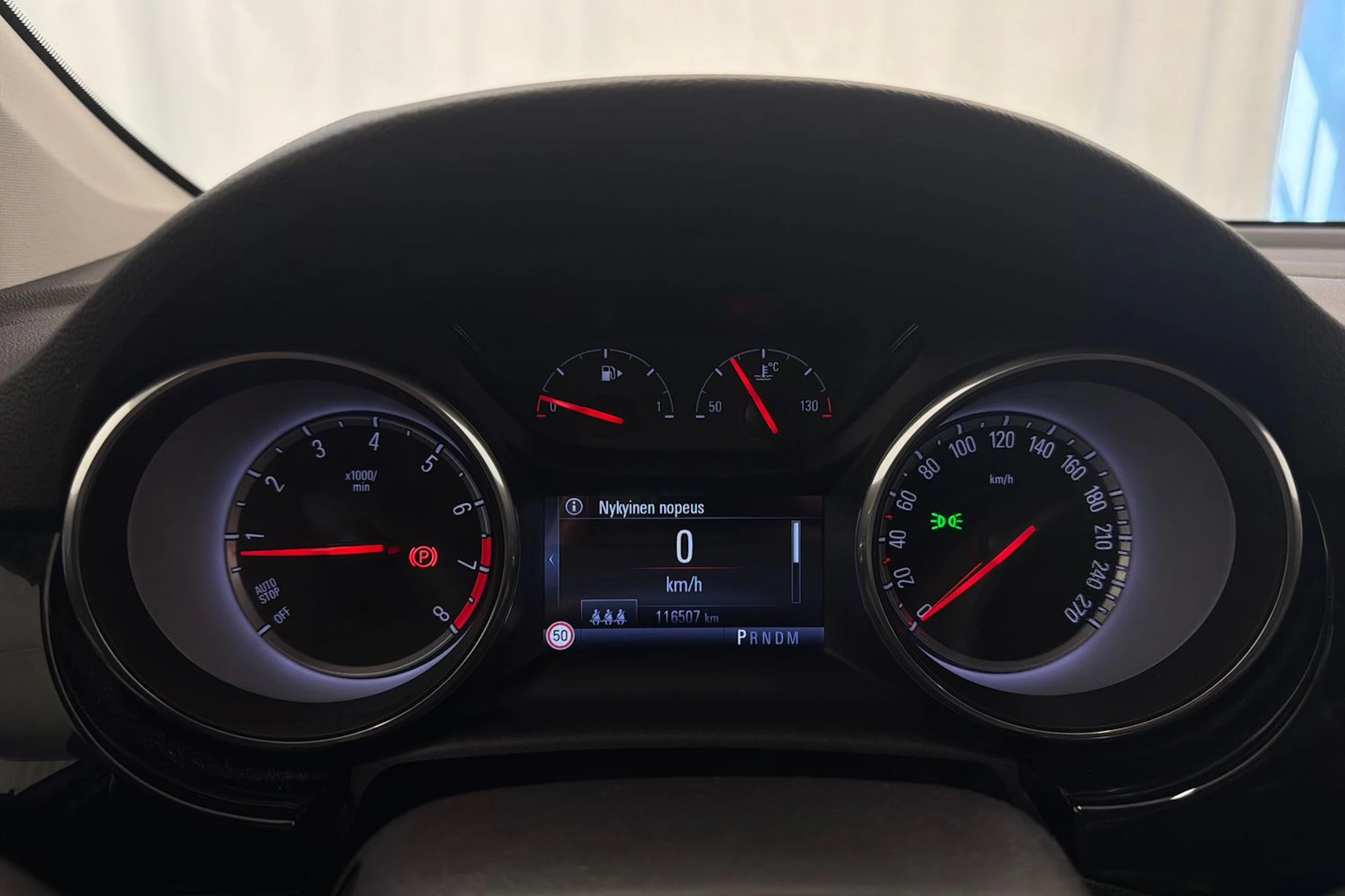 valkoinen Opel Astra 2019 kuva 29.