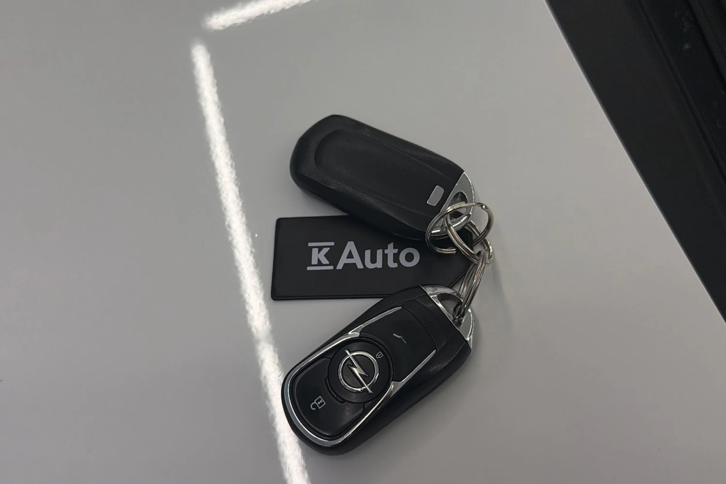 valkoinen Opel Astra 2019 kuva 33.