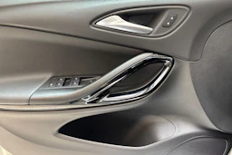 Hopea Opel ASTRA 2020 kuva 18.