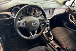 valkoinen Opel Astra 2020 kuva 7.