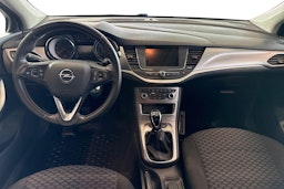 valkoinen Opel Astra 2020 kuva 9.