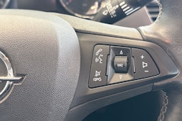 valkoinen Opel Astra 2020 kuva 15.