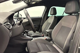 harmaa Opel Astra 2020 kuva 15.