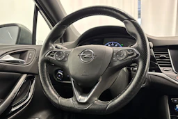 harmaa Opel Astra 2020 kuva 16.