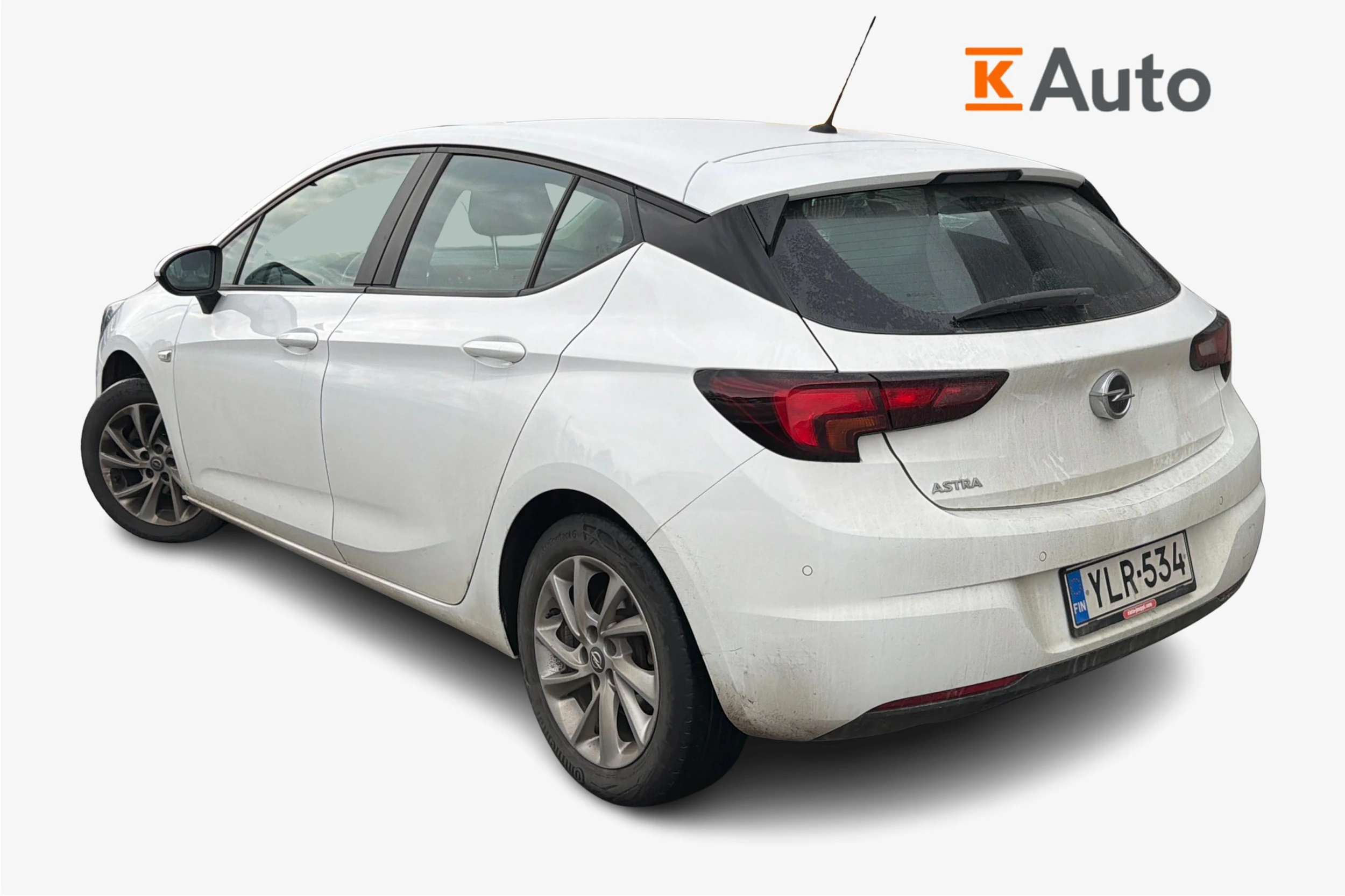 valkoinen Opel Astra 2020 kuva 2.