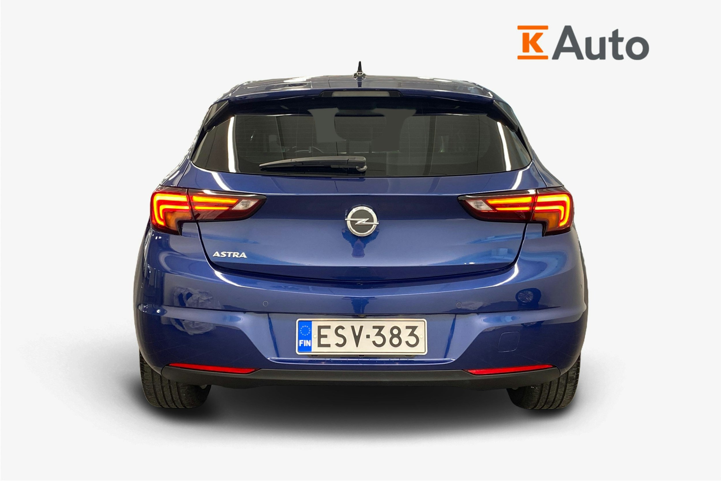 sininen Opel Astra 2021 kuva 3.