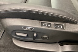 sininen Opel Astra 2021 kuva 15.