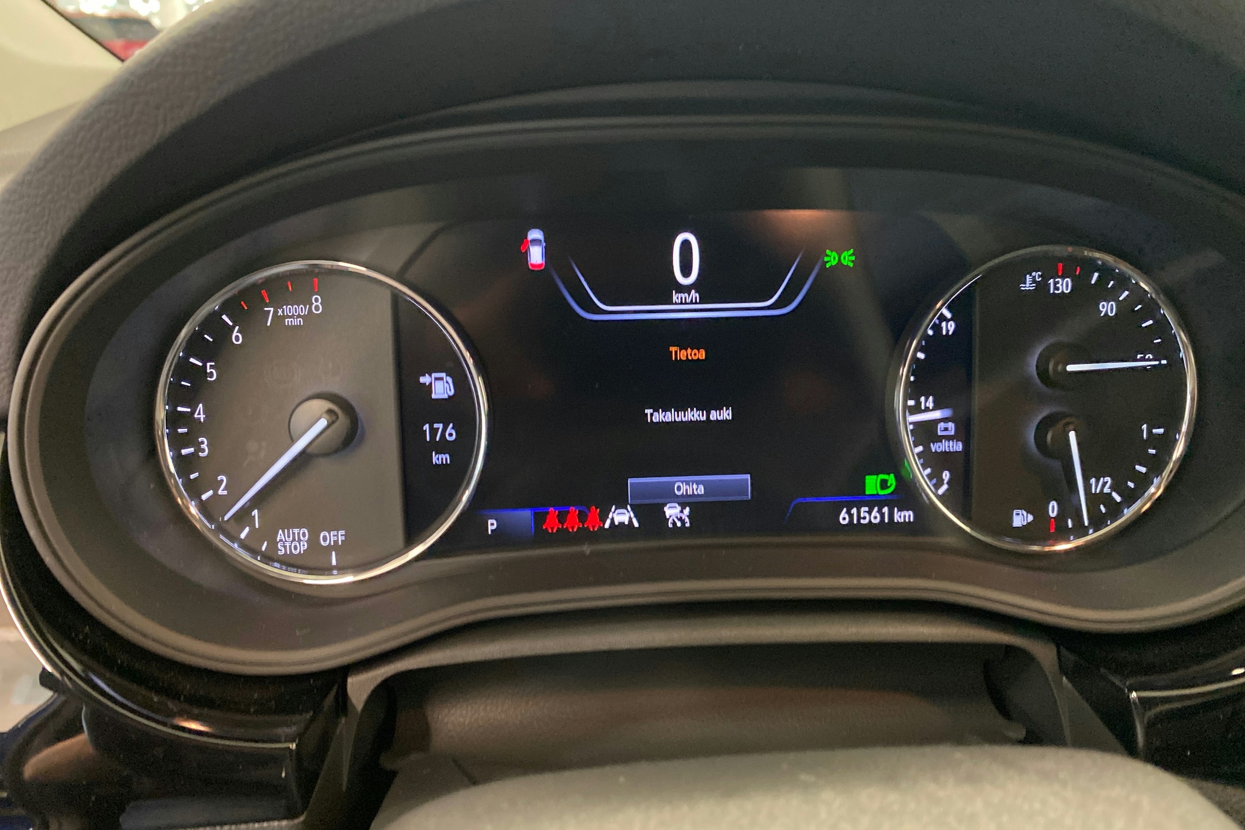 sininen Opel Astra 2021 kuva 16.
