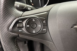 sininen Opel Astra 2021 kuva 16.