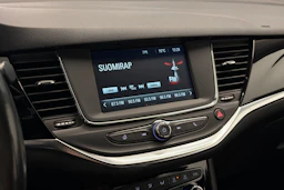 valkoinen Opel Astra 2021 kuva 22.