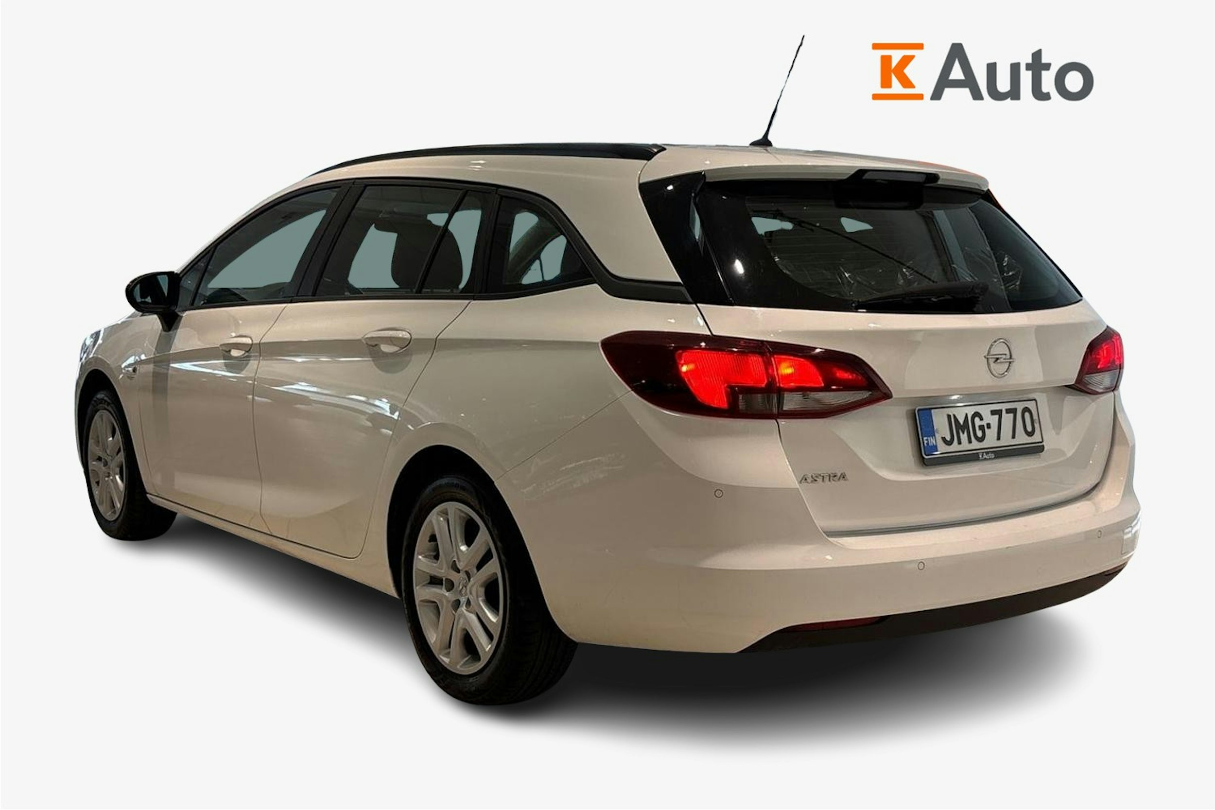 Valkoinen Opel ASTRA 2021 kuva 2.