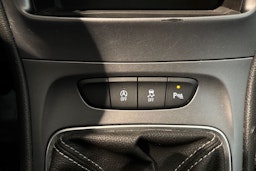 Valkoinen Opel ASTRA 2021 kuva 21.