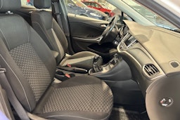 Valkoinen Opel ASTRA 2021 kuva 23.
