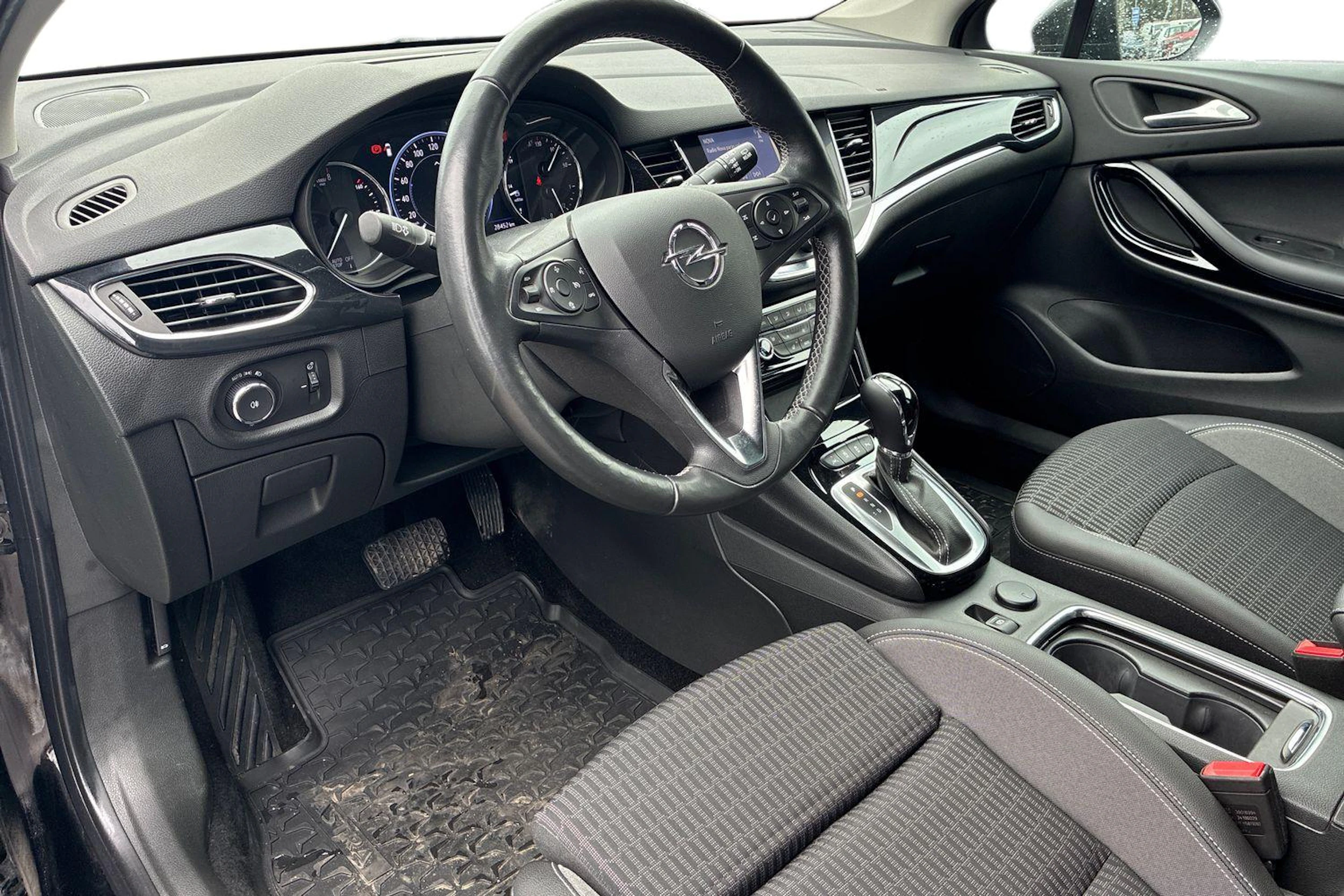 met. musta Opel Astra 2022 kuva 3.