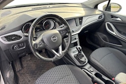 Valkoinen Opel Astra 2022 kuva 3.