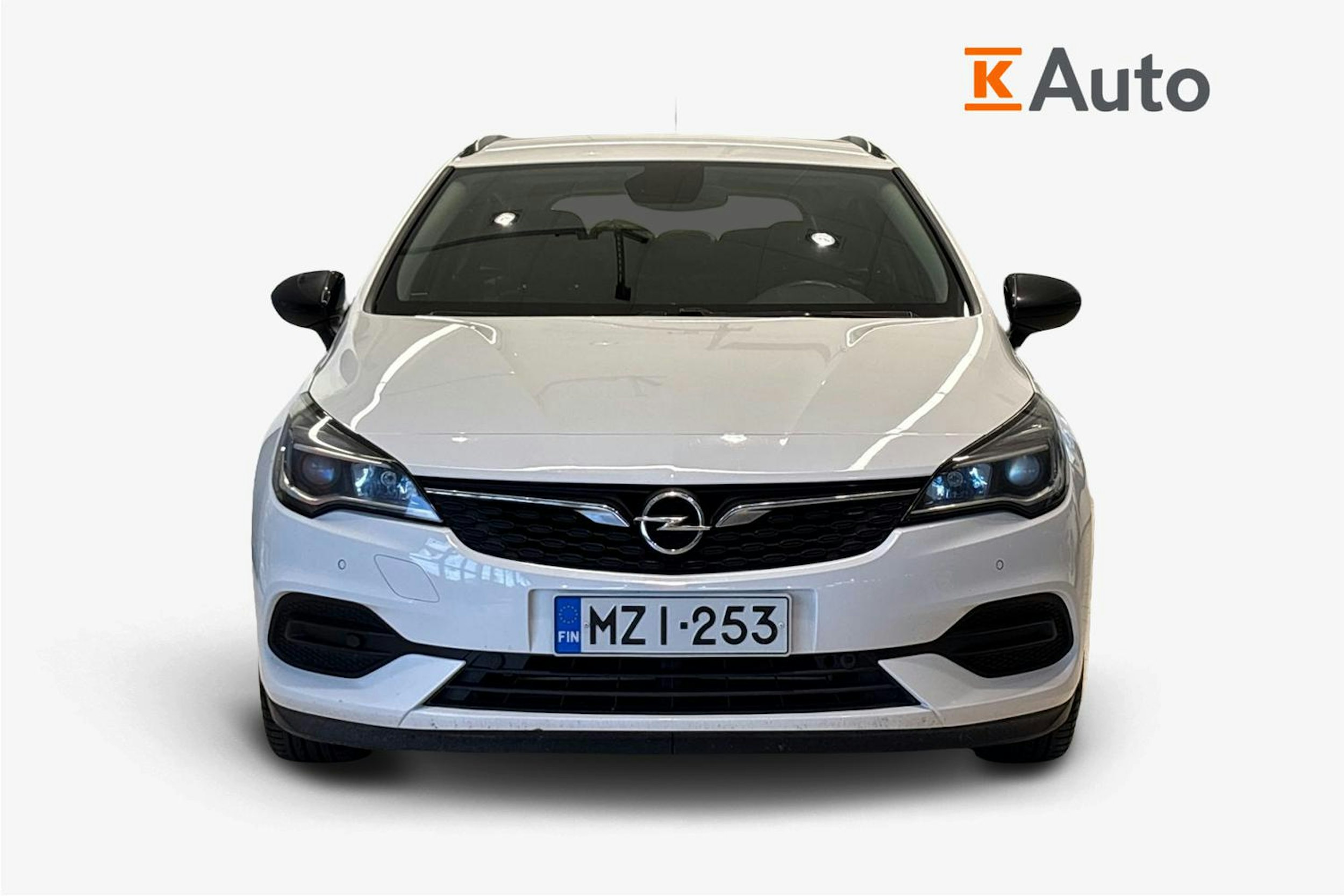 Valkoinen Opel Astra 2022 kuva 5.
