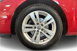 Punainen Opel ASTRA 2022 kuva 11.