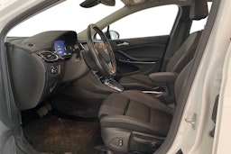 Valkoinen Opel ASTRA 2022 kuva 3.